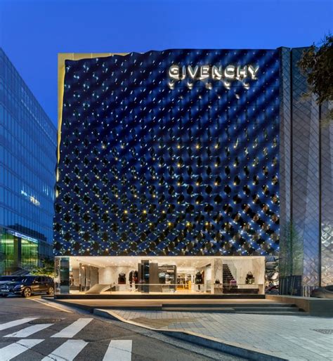 Top 10 Luxury Flagship Stores in Korea 